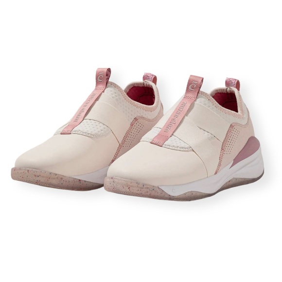 Clove Shoes Clove Limited Edition Nurse Clara Lace Free Nursing
